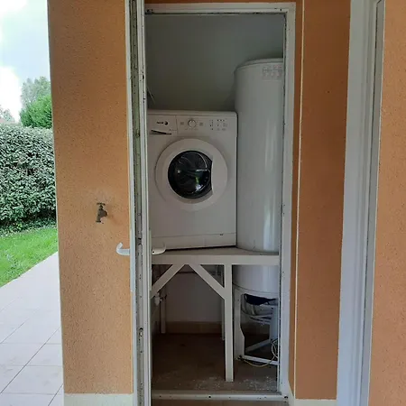 度假居 In With Golf & Pool Access