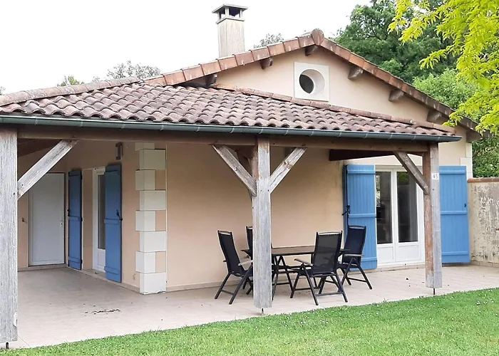 In With Golf & Pool Access Сasa de vacaciones