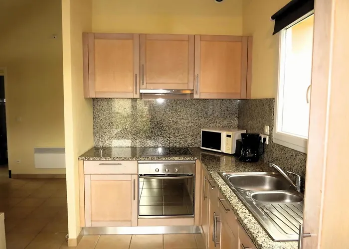 In With Golf & Pool Access