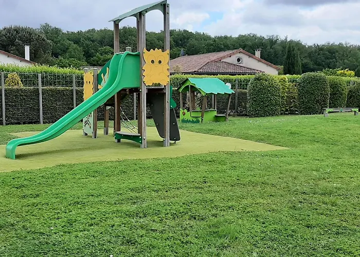 In With Golf & Pool Access Les Forges (Deux-Sevres)